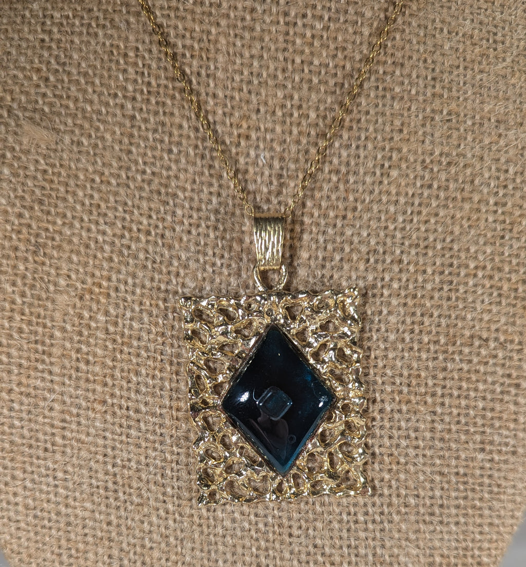 {product_title} – bijou artisanal Mara Créations